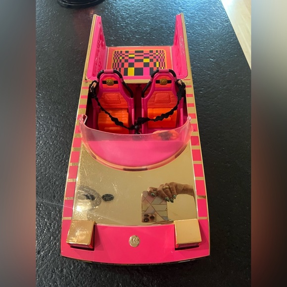 Limited Edition Pink & Gold Barbie LOL Speedmatic Convertible Car Pool & Dance - Picture 7 of 8